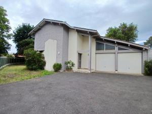 Budova, kde se prázdninový dům nachází