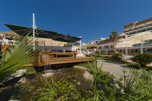 Фотография из галереи Bellazure Hotel в Акьярларе