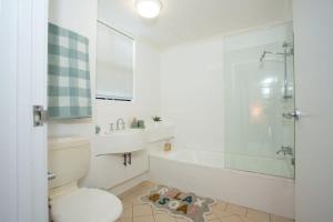 柏斯的住宿－1Brd Apt close RAC Arena with Pool and WiFi，相簿中的一張相片