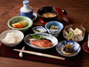 Comida en el ryokan o alrededores