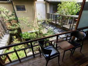 Un balcón o terraza en 京の宿　石原