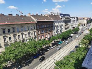 Nespecifikovaný výhled na destinaci Budapešť nebo výhled na město při pohledu z hotelu