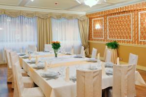 Restaurace v ubytování Hotel Na Błoniach