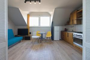 A kitchen or kitchenette at Bianka I Liam