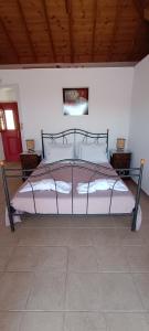 Billede fra billedgalleriet på VILLA ELENA i Halki + 8 billeder