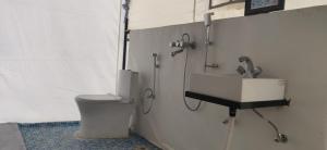 Zdjęcie z galerii obiektu Hinwali Kanthi River Side Camp and Cottage w mieście Harsil +12 zdjęć