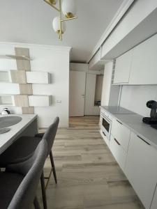 Gallery image of Cozi white apartament in Voluntari