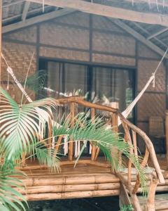 Balkón nebo terasa v ubytování Monkey Business Siquijor