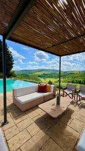 Piscina a Tenuta Poggio Al Tufo o a prop