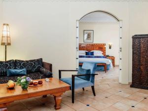 Ліжко або ліжка в номері Le Médina Essaouira Thalassa Sea & Spa - MGallery Collection