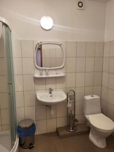 Φωτογραφία από το άλμπουμ του Mokyklos viešbutis σε Silute