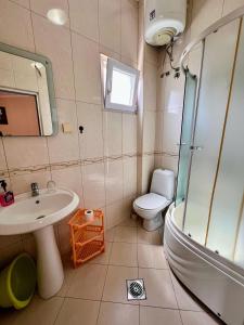 Koupelna v ubytování Guesthouse Civovic