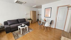 Posezení v ubytování Apartmány v Zlatej uličke + 37 fotografií