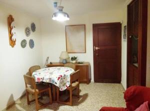 Imagen de la galería de Apartamento en Primera linea de Playa, en Murcia 16 fotos más