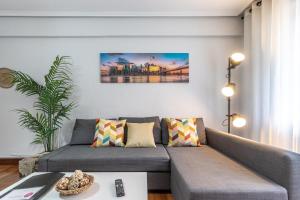 Część wypoczynkowa w obiekcie Etxebarria apartment by People Rentals