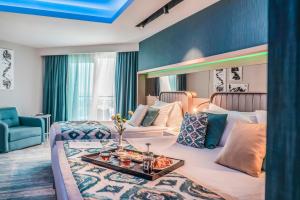 Posezení v ubytování Royal Wings Hotel + 37 fotografií