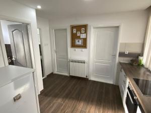 Kuchyň nebo kuchyňský kout v ubytování Smokvica apartman