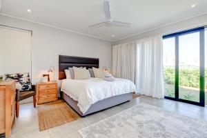 Postel nebo postele na pokoji v ubytování 22 Mbali Loop, Zululami Estate + 29 fotografií