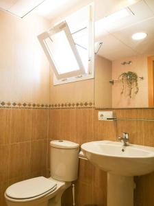 Koupelna v ubytování Asuncion Paraiso de Vera + 7 fotografií