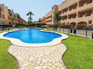 Bazén v ubytování Asuncion Paraiso de Vera nebo v jeho okolí