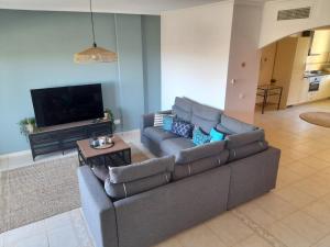 Posezení v ubytování Beautiful apartment Enjoy, with a shared pool