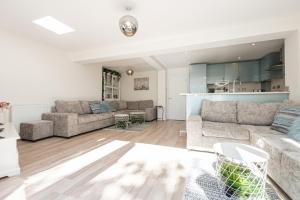 Χώρος καθιστικού στο GuestReady - A Haven by the River +29 φωτογραφίες