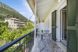 Pogled na planinu ili pogled na planinu iz apartmana