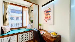 Giường trong phòng chung tại Olive Serviced Apartments - Vasant Vihar