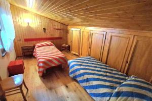 Кровать или кровати в номере Domus fedonia vintage apartment