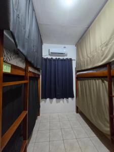 Galeri foto Island Vibes Hostel di Moalboal