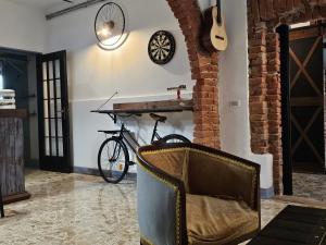 Jízda na kole v ubytování Palazzo ReSilente nebo okolí