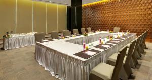 Der Geschäftsbereich oder Konferenzraum in der Unterkunft Click Hotel Bhuj