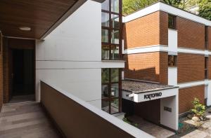 Zgradba, v kateri se nahaja apartma