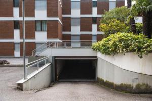 Zgradba, v kateri se nahaja apartma