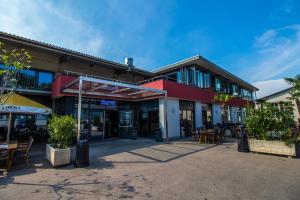 Budova, kde se hotel nachází