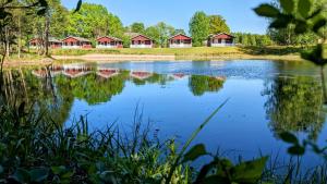 Landskap semula jadi dekat dengan rumah percutian