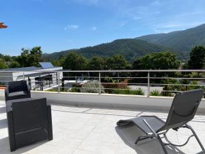 Uma vista geral da montanha ou uma vista da montanha a partir do bed and breakfast