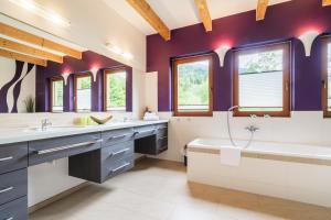Kúpeľňa v ubytovaní Schönes Apartment Prägant