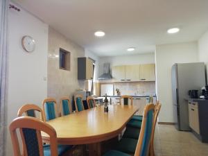 Kuchyň nebo kuchyňský kout v ubytování Apartments Valentina-B