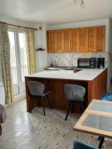 Køkken eller tekøkken på Genna lila