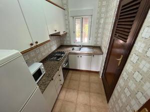 Kuchyňa alebo kuchynka v ubytovaní Chalet adosado Cargador Altamar