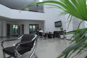 TV a/nebo společenská místnost v ubytování Hotel Rustavi