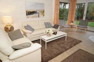 Photo de la galerie de l'établissement Blockhaus _ grosse Terrasse mit St, à Damp