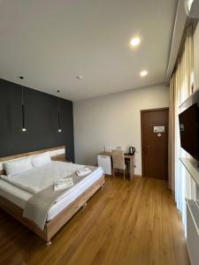 Katil atau katil-katil dalam bilik di 10 KEYS Boutique Hotel