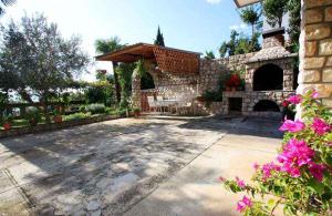 Zahrada ubytování One-Bedroom Apartment Crikvenica 14