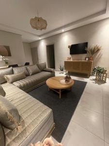 Posezení v ubytování Appartement de Luxe Costa-Mar Martil Tetouan