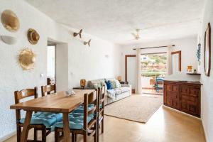 Χώρος καθιστικού στο Apartment Menorca Torretes 26 by Mauter Villas