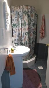 Ένα μπάνιο στο Hermoso Apartamento excelente ubicación !