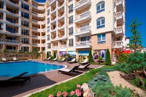 Πισίνα στο ή κοντά στο Apartment Alex Sveti Vlas