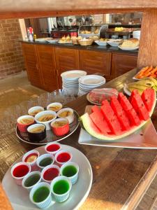 Breakfast options na available sa mga guest sa Pousada Do Sol